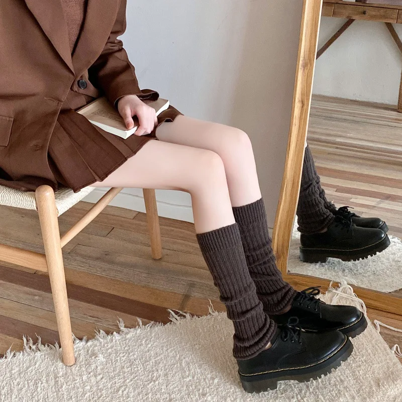 Thick-fabric, Warm, Padded, Thick Calf Socks in Solid Color, Simple and Trendy, Popular Leg Coverings, Mid-length Leg Socks
Thick-fabric, Warm, Padded, Thick Calf Socks in Solid Color, Simple and Trendy, Popular Leg Coverings, Mid-length Leg Socks