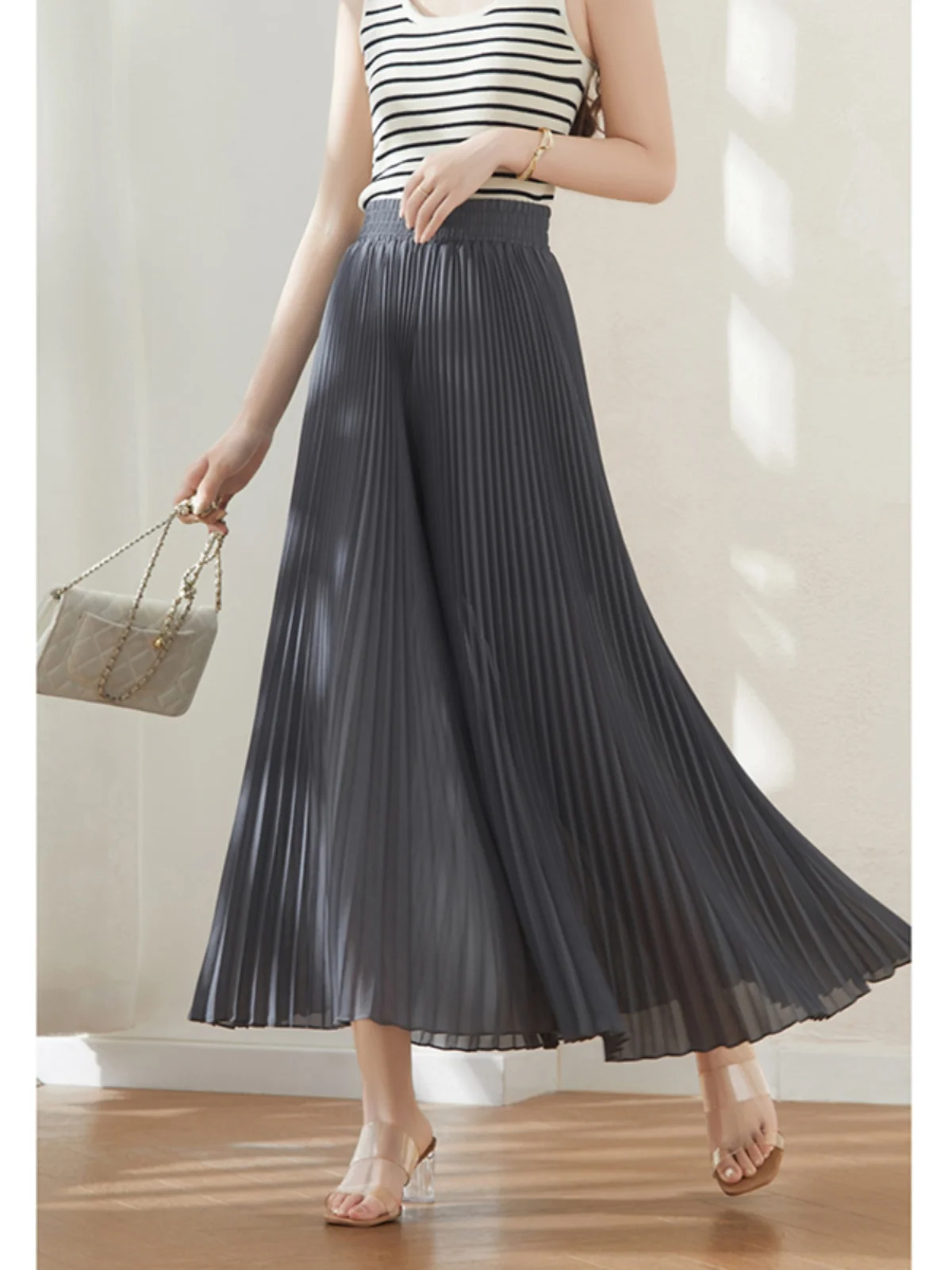 Широкие брюки-юбка Chenyun с высокой талией, летние, свободные, стройнящие, длинные, с плиссировкой, из шифона, драпированные
Широкие брюки-юбка Chenyun с высокой талией, летние, свободные, стройнящие, длинные, с плиссировкой, из шифона, драпированные