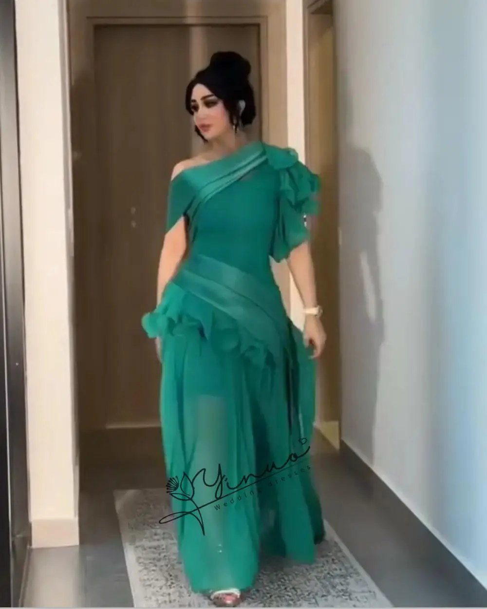 customized Retro Chiffon A-line One-shoulder Midi Dresses Homecoming Classic Exquisite Modern Style Pastrol Unisex Simple2025
customized Retro Chiffon A-line One-shoulder Midi Dresses Homecoming Classic Exquisite Modern Style Pastrol Unisex Simple2025