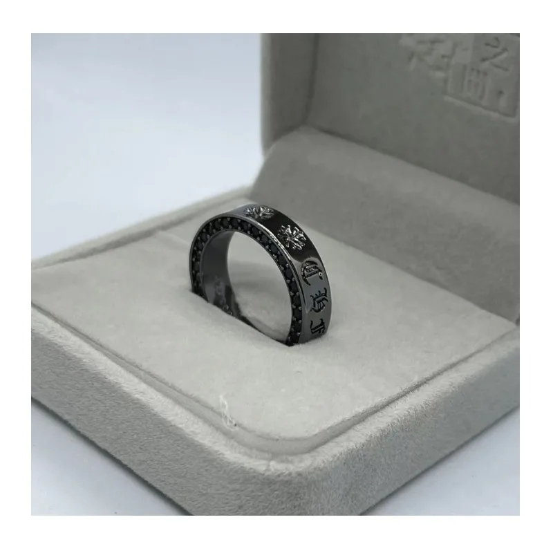 Chaoxuan Luo Xin Eternal Heart Belt Diamond Black Gold Ring Vintage Men's and Women's Same Ring Cross Ring
Chaoxuan Luo Xin Eternal Heart Belt Diamond Black Gold Ring Vintage Men's and Women's Same Ring Cross Ring