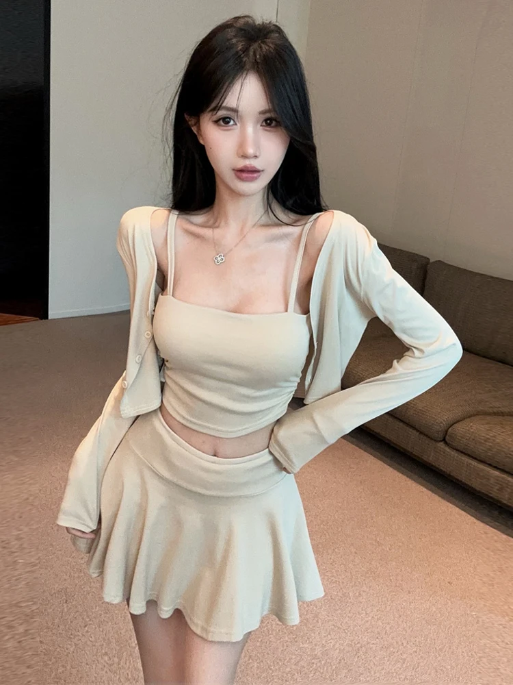 Casual Sexy Clavicle Tee-Piece Set Csole Long Sve Base Tank Top Coat ort Skirt Set Faionable Wear
Casual Sexy Clavicle Tee-Piece Set Csole Long Sve Base Tank Top Coat ort Skirt Set Faionable Wear