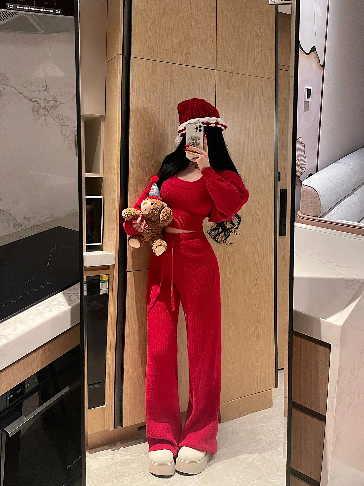 Christmas Style High Waist Drawstring Knitted Vest Long Sleeve Sweater And Pants Set for Young Girls Winter Fashion Ensemble
Christmas Style High Waist Drawstring Knitted Vest Long Sleeve Sweater And Pants Set for Young Girls Winter Fashion Ensemble
