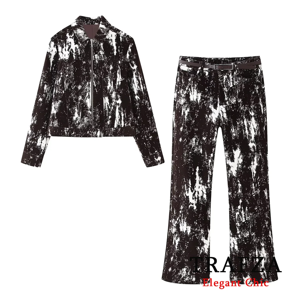 TRAFZA Women Street Flocked Set Animal Print Lapel Jacket Belted High Waist Jeans Set 2025 Spring Fall Fashion Cool Outfit Set
TRAFZA Women Street Flocked Set Animal Print Lapel Jacket Belted High Waist Jeans Set 2025 Spring Fall Fashion Cool Outfit Set