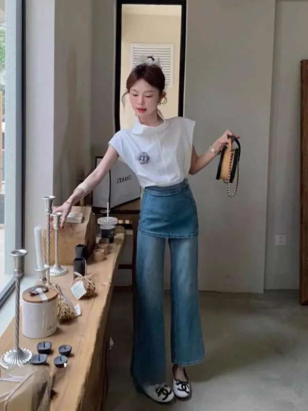 Chic White Shirt And Jeans Set Loose Comfortable Summer Anti-Aging Outfit Two-Piece Set Commute Korean Style High Waist Long ...
Chic White Shirt And Jeans Set Loose Comfortable Summer Anti-Aging Outfit Two-Piece Set Commute Korean Style High Waist Long ...
