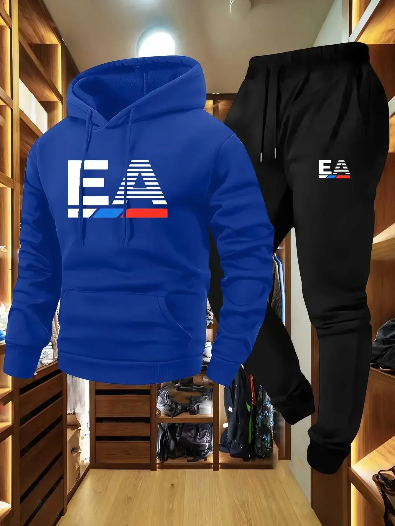 Ensemble deux pièces sportif pour hommes, sweat à capuche et pantalon, logo gris noir,coupe régulière non extensible avec poches
Ensemble deux pièces sportif pour hommes, sweat à capuche et pantalon, logo gris noir,coupe régulière non extensible avec poches