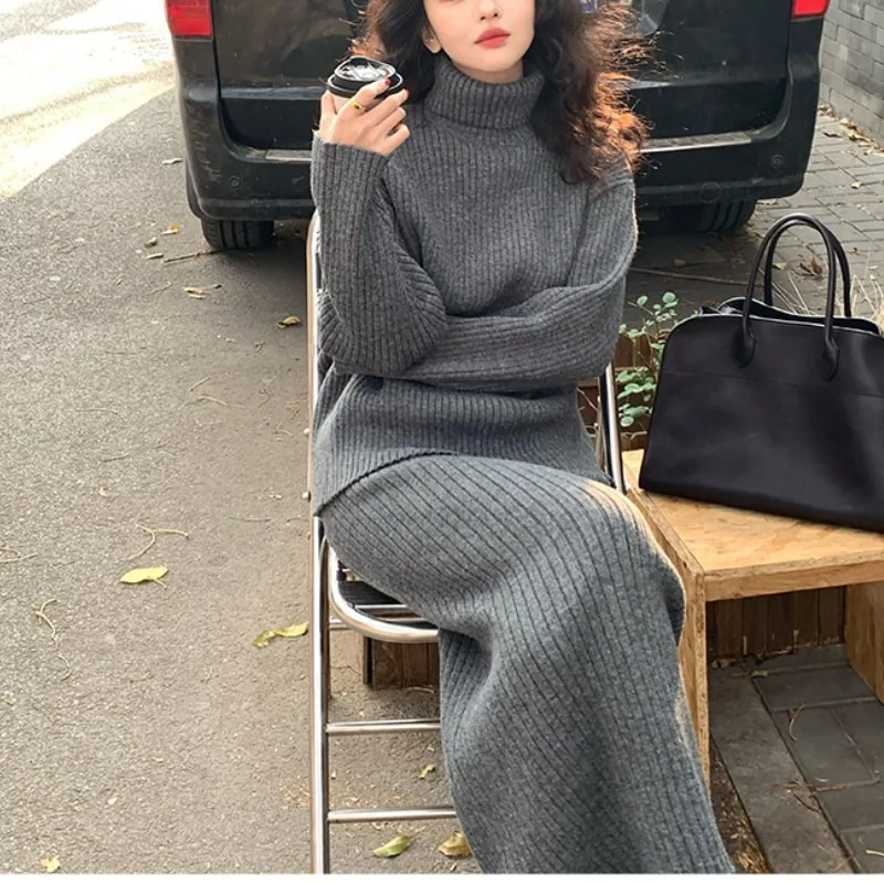 French Long Knitted Base Skirt, High Neck, Long Sleeve Pullover, Skirt Temperament, Sweater Dress with Two-piece Set
French Long Knitted Base Skirt, High Neck, Long Sleeve Pullover, Skirt Temperament, Sweater Dress with Two-piece Set