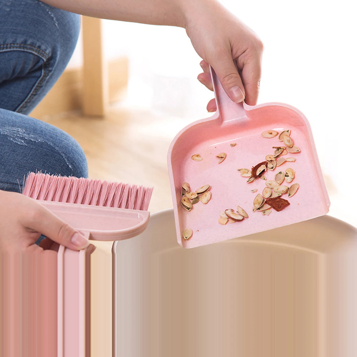 Mini Dustpan Broom Set Pink Kids Cleaning Tools Cage Cleaner Household Supplies Reusable Mini Cleaning Set for Guinea Pig Rabbit
Mini Dustpan Broom Set Pink Kids Cleaning Tools Cage Cleaner Household Supplies Reusable Mini Cleaning Set for Guinea Pig Rabbit