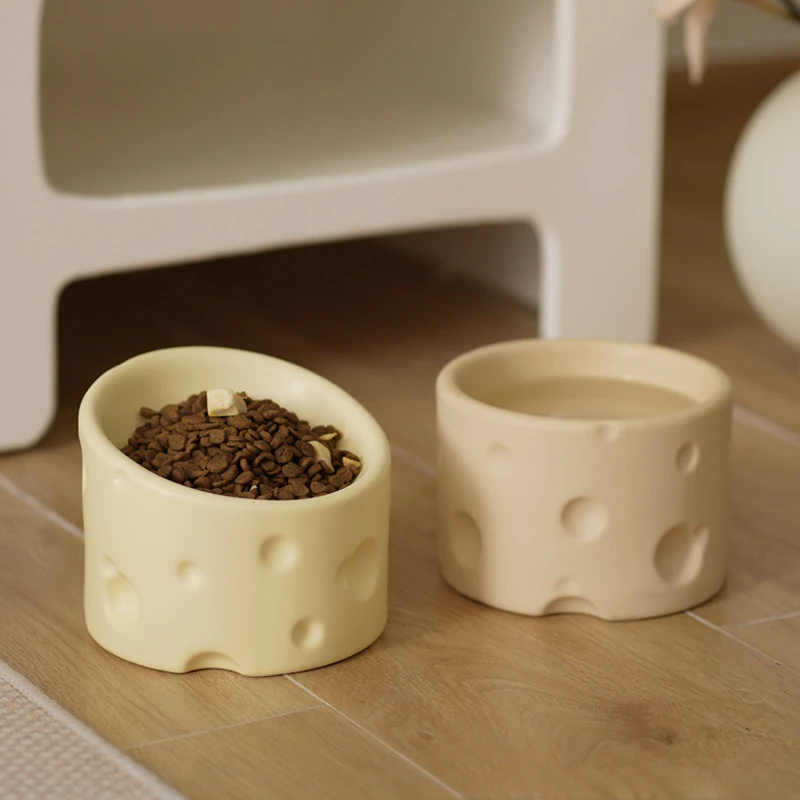 Creative Neck Protection Pet Bowl Ceramic Crafts Cheese Slanted Mouth Cat Bowl Food Bowl Anti Tipping Water Bowl Pet Supplies
Creative Neck Protection Pet Bowl Ceramic Crafts Cheese Slanted Mouth Cat Bowl Food Bowl Anti Tipping Water Bowl Pet Supplies