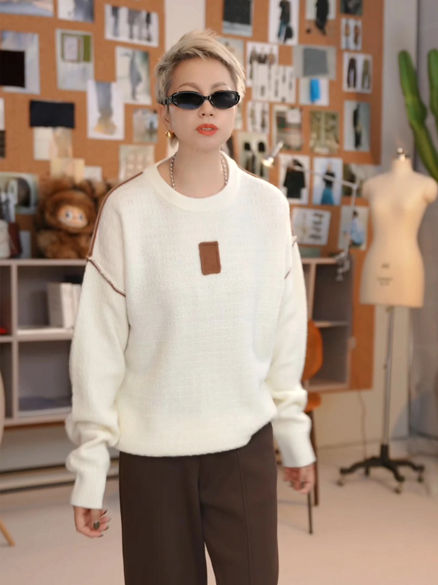 Loose Casual Woolen Knitted Sweater round Ne Texture Feeling Soft Wool Women's Daily Wear Comfortable Fit round Ne Top
Loose Casual Woolen Knitted Sweater round Ne Texture Feeling Soft Wool Women's Daily Wear Comfortable Fit round Ne Top