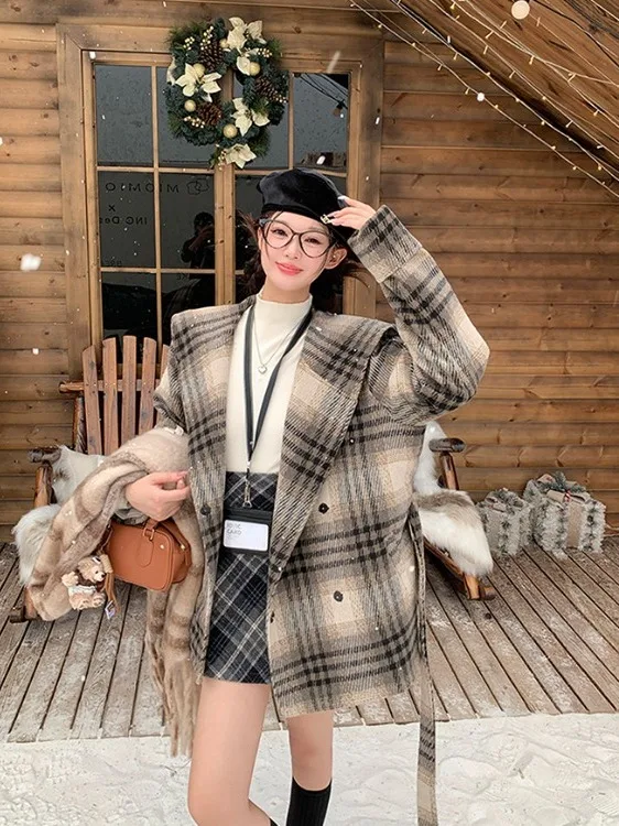 plus Size Women's Plaid Thiened Waist-Cinching Coat Briti Sle Autumn Winter New Loose Versatile Top Trendy High Waist J...
plus Size Women's Plaid Thiened Waist-Cinching Coat Briti Sle Autumn Winter New Loose Versatile Top Trendy High Waist J...