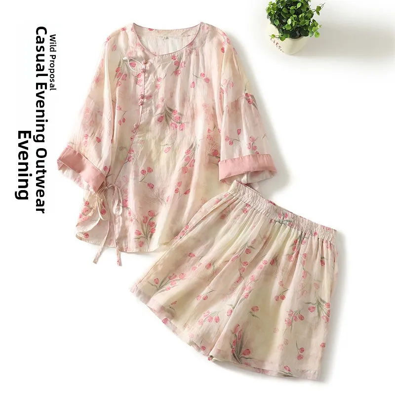 New Chinese Style Print Two-Piece Set Women's Summer Fashion Casual Cotton V-Neck Short Sleeve Shorts Outfit
New Chinese Style Print Two-Piece Set Women's Summer Fashion Casual Cotton V-Neck Short Sleeve Shorts Outfit