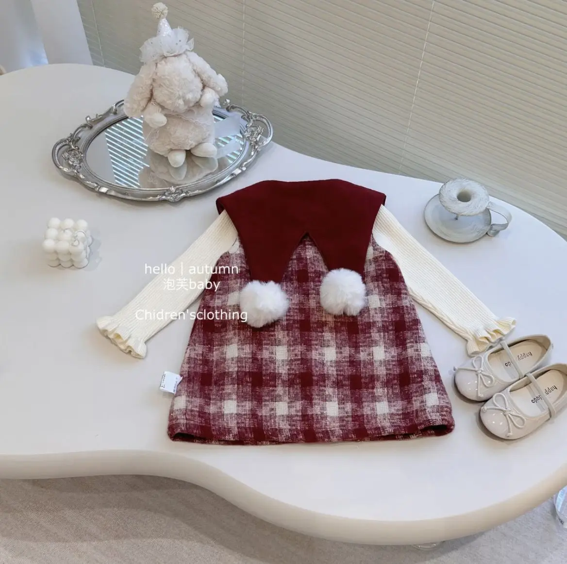 Girls' Little Fragrant Style Dress Autumn/Winter Children's Velvet Skirt Princess New Vest Skirt Baby Girls' New Year's Dress
Girls' Little Fragrant Style Dress Autumn/Winter Children's Velvet Skirt Princess New Vest Skirt Baby Girls' New Year's Dress