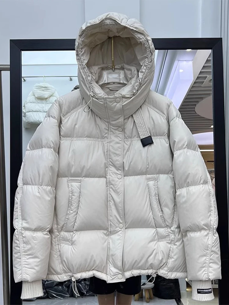 Winter New Style Short Hooded Thickened Bread Style Jacket Women Casual Fashion Loose Fit Cotton Outerwear Coat Popular
Winter New Style Short Hooded Thickened Bread Style Jacket Women Casual Fashion Loose Fit Cotton Outerwear Coat Popular