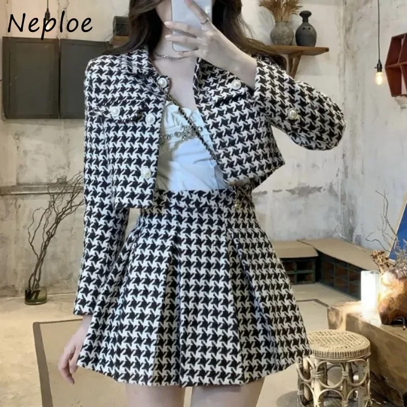 Neploe 2025 Spring New Long Sleeve Tweed Plaid Coat Women+ Y2k E-Girl Hig Hwaist Ruched Skirts Korean Fashion Two Piece Sets
Neploe 2025 Spring New Long Sleeve Tweed Plaid Coat Women+ Y2k E-Girl Hig Hwaist Ruched Skirts Korean Fashion Two Piece Sets