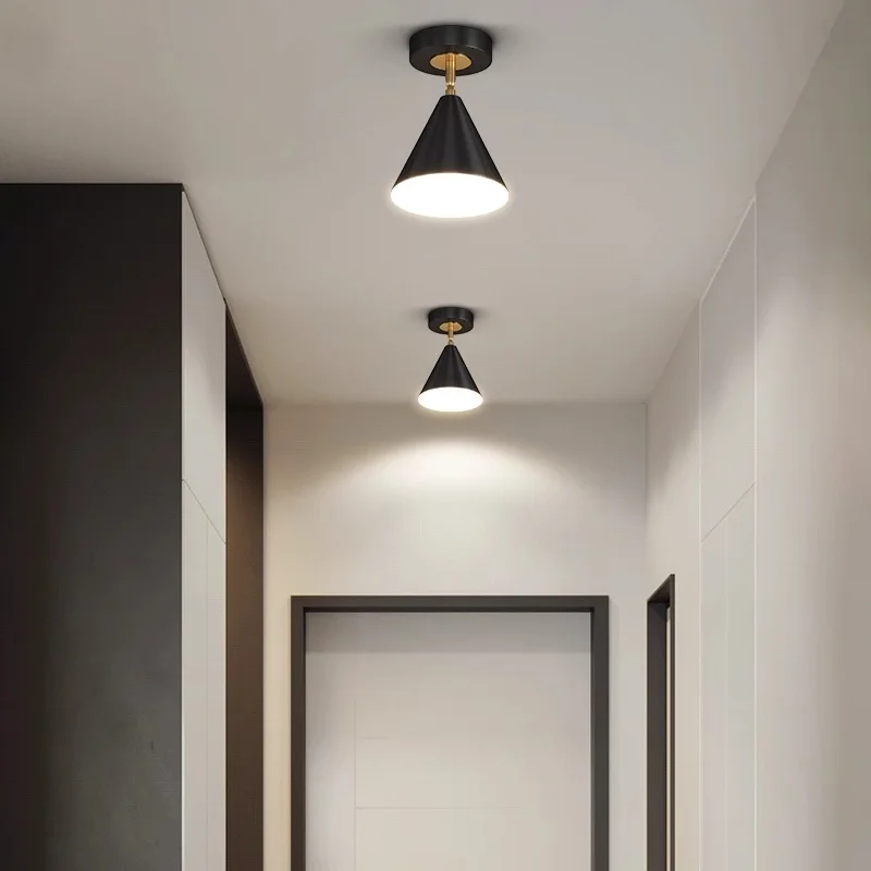 Modern Rotatable Ceiling Light Lamps for Corridor Aisle Balcony Cloakroom Entrance Hallway Led Indoor Lighting Iron Horn Shaped
Modern Rotatable Ceiling Light Lamps for Corridor Aisle Balcony Cloakroom Entrance Hallway Led Indoor Lighting Iron Horn Shaped