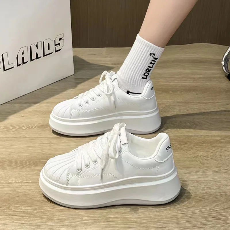 Autumn new small white shoes women's student shoes shell head casual board shoes all sports flat shoes
Autumn new small white shoes women's student shoes shell head casual board shoes all sports flat shoes