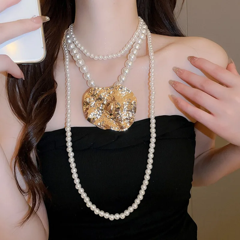 Minar Exaggerated Simulated Pearl Irregular Geometric Metal Pendant Necklaces for Women Multi Layered Long Sweater Chain Choker
Minar Exaggerated Simulated Pearl Irregular Geometric Metal Pendant Necklaces for Women Multi Layered Long Sweater Chain Choker