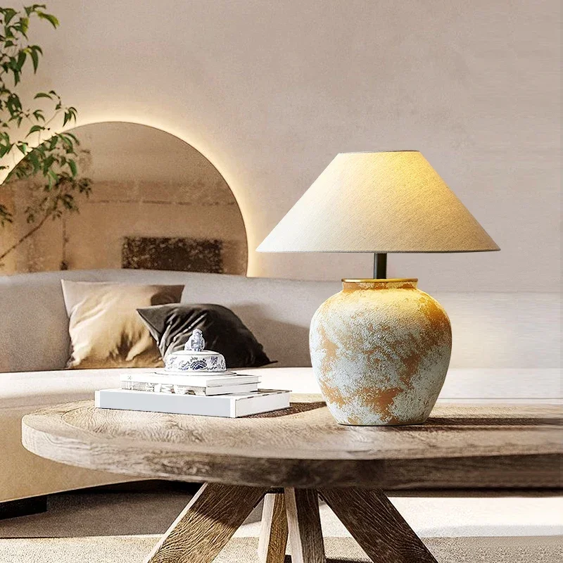 GISELLE Nordic Ceramics Table Lamp Modern Art Living Room Bedroom Study LED Originality Brass Desk Light
GISELLE Nordic Ceramics Table Lamp Modern Art Living Room Bedroom Study LED Originality Brass Desk Light