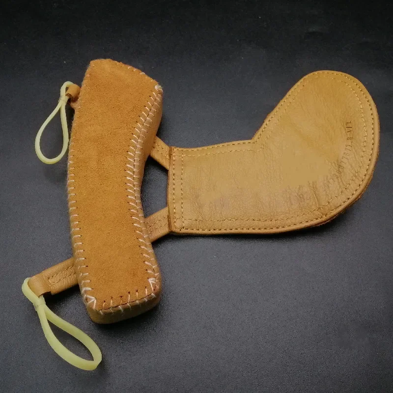 Violin Shoulder Rest for 1/4-1/8 1/2 3/4 Leather Chinrest Padded Chin Shoulder Fiddle Partners Musical Instruments
Violin Shoulder Rest for 1/4-1/8 1/2 3/4 Leather Chinrest Padded Chin Shoulder Fiddle Partners Musical Instruments