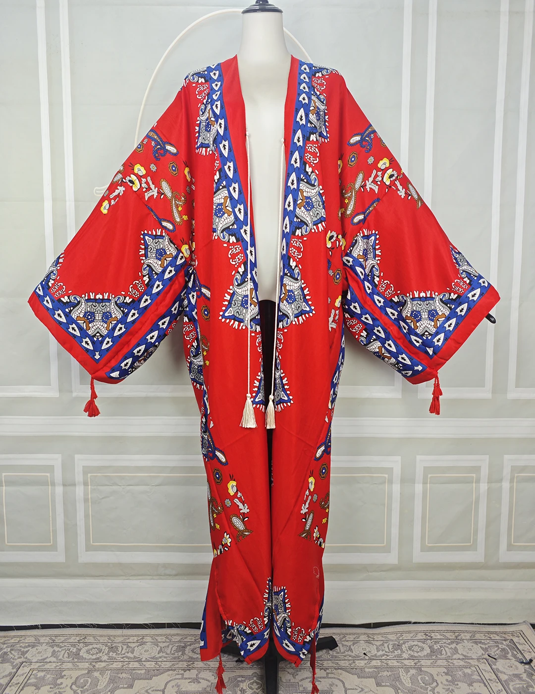 Europe Fashion Cotton Printed Summer Muslim Long Kimonos Boho Africa Female Swimwear Loose Cardigan Beach Bikini Cover Up
Europe Fashion Cotton Printed Summer Muslim Long Kimonos Boho Africa Female Swimwear Loose Cardigan Beach Bikini Cover Up