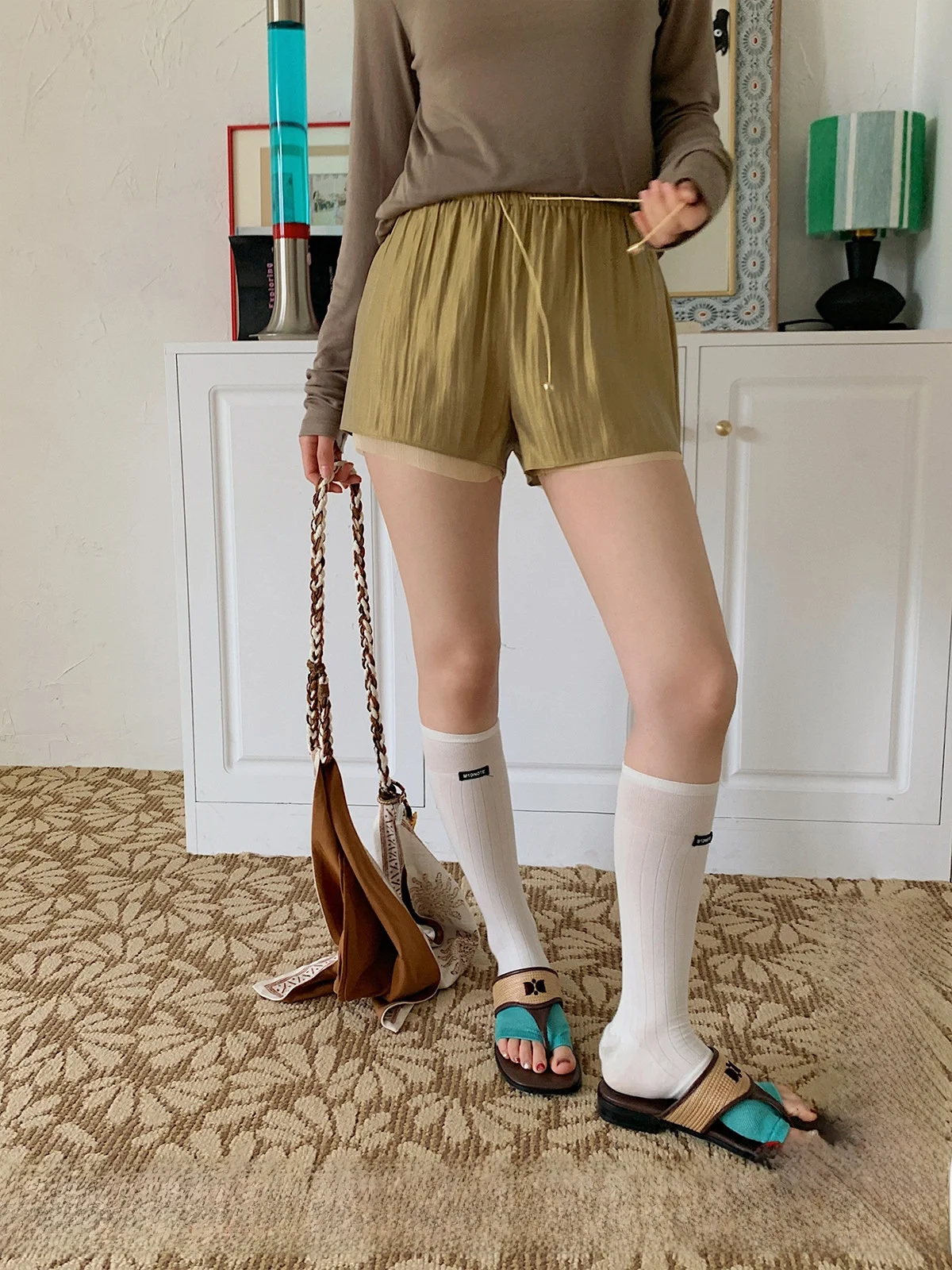 Брендовые весенне-летние двухслойные брюки на шнурке. Купить ручной магазин 5ICE DUST, повседневные прямые брюки с высокой талией
Брендовые весенне-летние двухслойные брюки на шнурке. Купить ручной магазин 5ICE DUST, повседневные прямые брюки с высокой талией