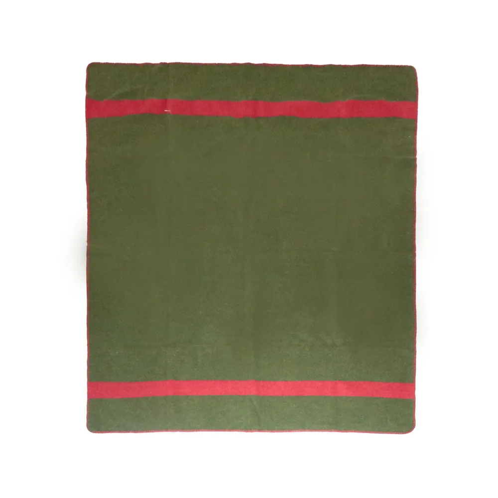 Camping wool blanket 1.5x2 m, outdoor camping mat, mountaineering emergency blanket, spring and autumn
Camping wool blanket 1.5x2 m, outdoor camping mat, mountaineering emergency blanket, spring and autumn