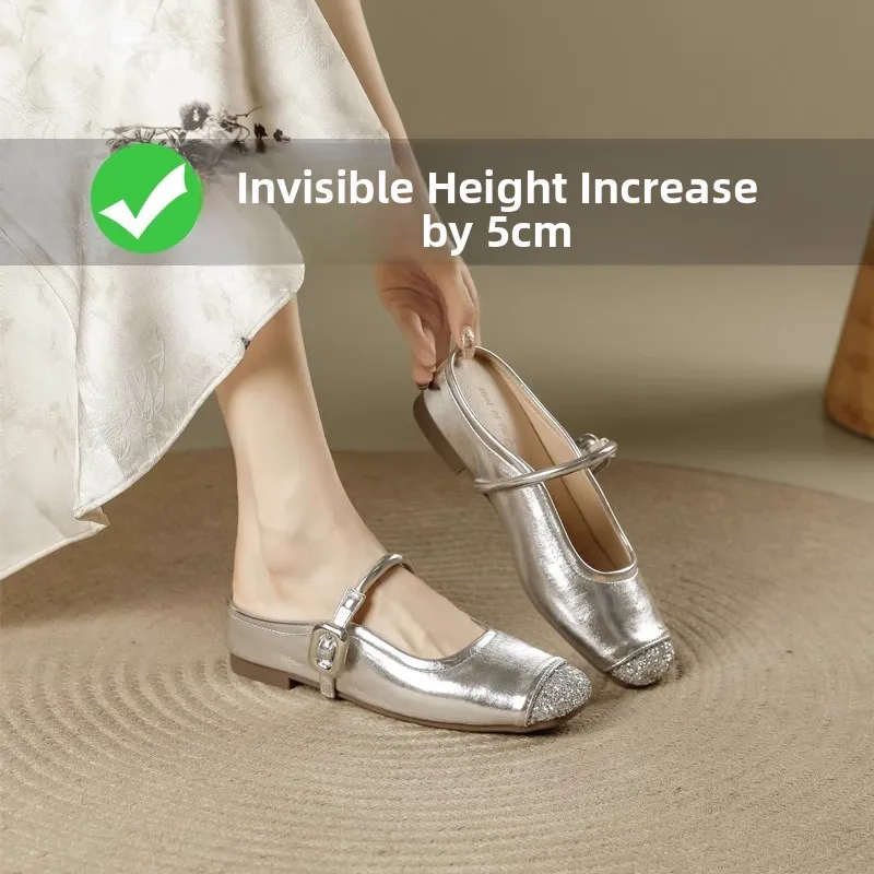 Silver Padded Head Half Slippers Women's Outdoor Wear Summer New Soft Bottom Mules Shoes Korean Style Flat Heel Slip-On
Silver Padded Head Half Slippers Women's Outdoor Wear Summer New Soft Bottom Mules Shoes Korean Style Flat Heel Slip-On