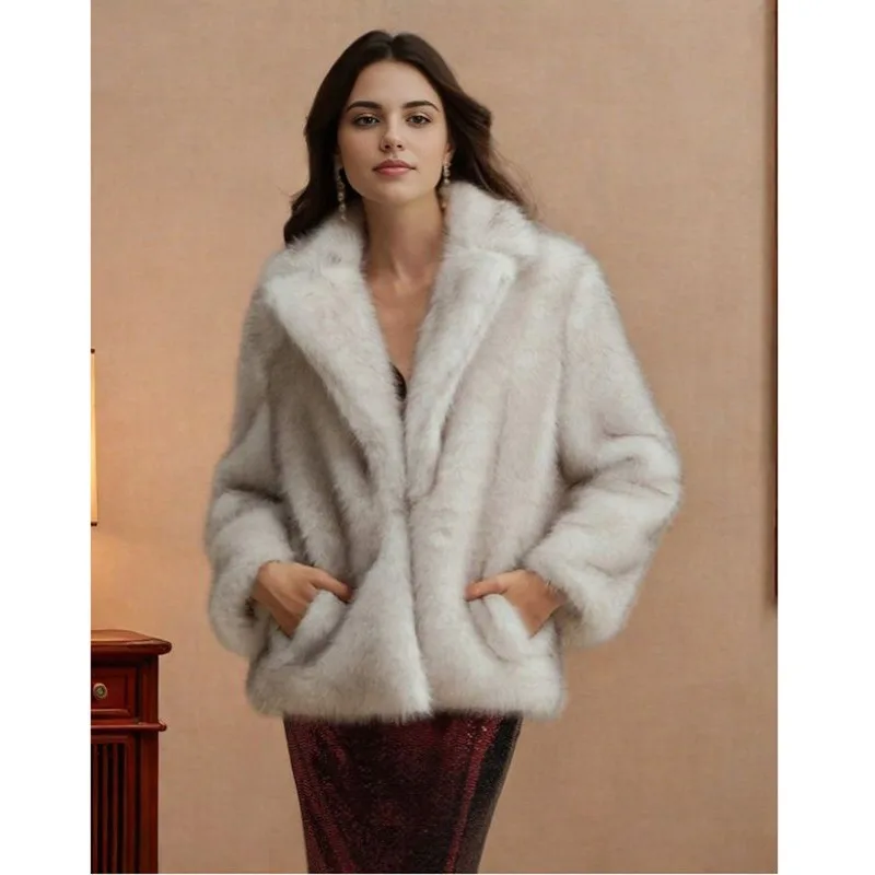 Women's Clothing Fur Coats Faux Fox Fur Overcoats Winter Casual Warm Windbreakers Parties Style Fluffy Shawls Jackets Women
Women's Clothing Fur Coats Faux Fox Fur Overcoats Winter Casual Warm Windbreakers Parties Style Fluffy Shawls Jackets Women