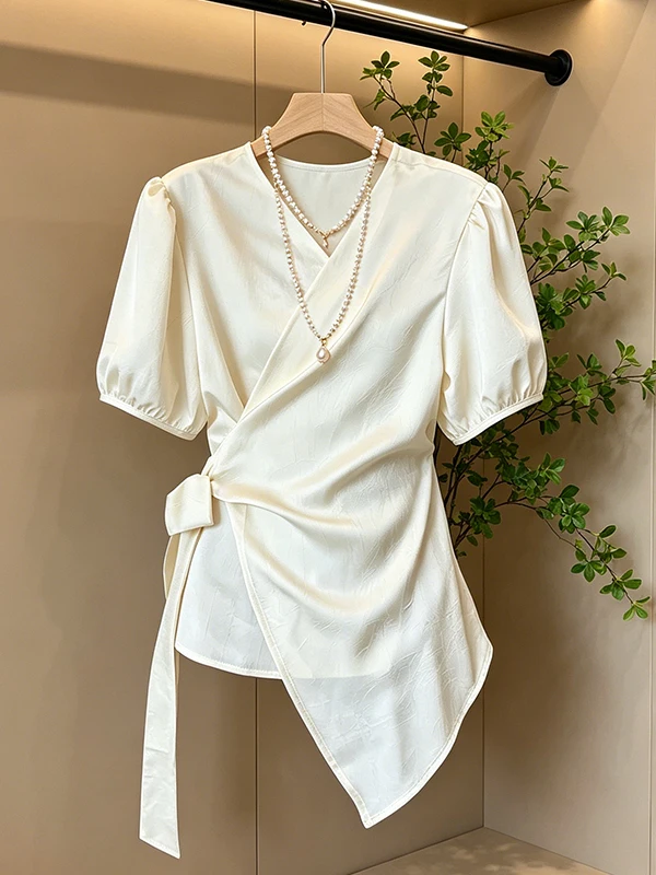 plus Size Women's Summer Shirt V-Neck Tie Waist Design Sensation French Style Short Sleeve Regular Thickness Pure Color Commute
plus Size Women's Summer Shirt V-Neck Tie Waist Design Sensation French Style Short Sleeve Regular Thickness Pure Color Commute