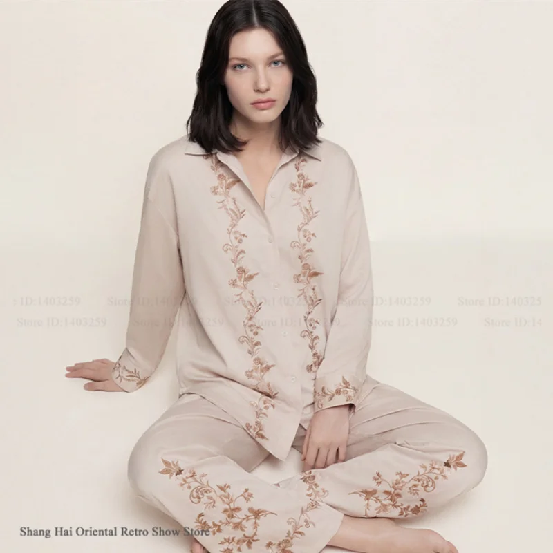 New Female 2PCS Pajamas Set Long Sleeve Trouser Suit Home Clothes Loose Print Flower Sleepwear Lingerie Silky Satin Loungewear
New Female 2PCS Pajamas Set Long Sleeve Trouser Suit Home Clothes Loose Print Flower Sleepwear Lingerie Silky Satin Loungewear