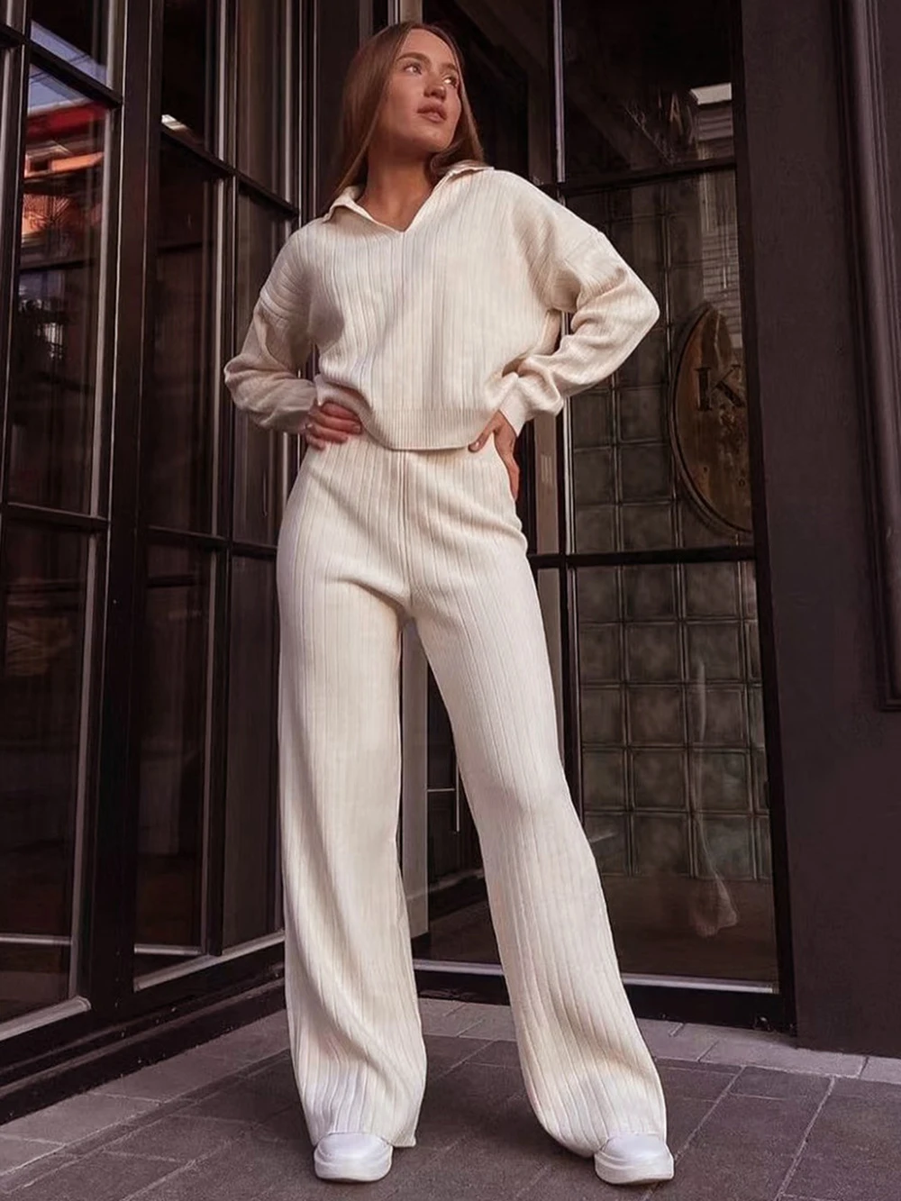 Wixra Women Knitted Suits Solid Turn Down Collar Full Sleeve Pullover Sweater+High Waist Straight Trousers Knitwear 2-Piece Sets
Wixra Women Knitted Suits Solid Turn Down Collar Full Sleeve Pullover Sweater+High Waist Straight Trousers Knitwear 2-Piece Sets