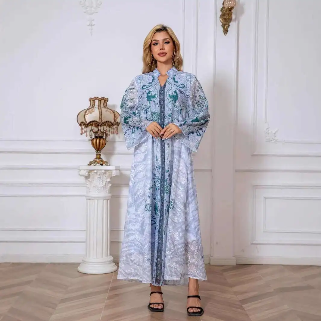241103 Muslim women's long robe embroidered with floral prints and diamond studded women's long skirt dress Abayas
241103 Muslim women's long robe embroidered with floral prints and diamond studded women's long skirt dress Abayas