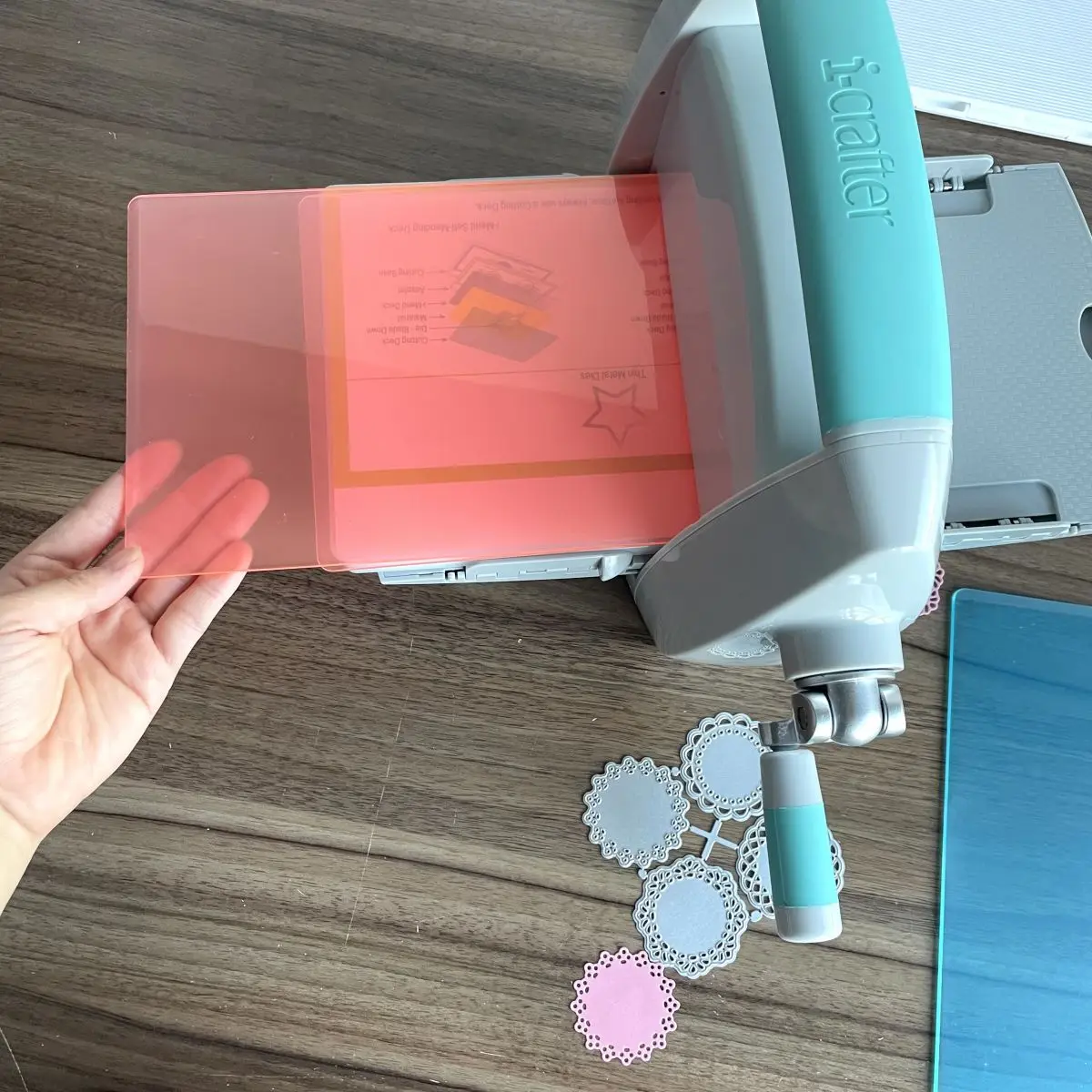 JOJOART 2PCS 3mm Translucent Cutting Plate A5 Die Cutting Embossing Machine Durable Acrylic Plates Replacement Pad Diy Crafts
JOJOART 2PCS 3mm Translucent Cutting Plate A5 Die Cutting Embossing Machine Durable Acrylic Plates Replacement Pad Diy Crafts