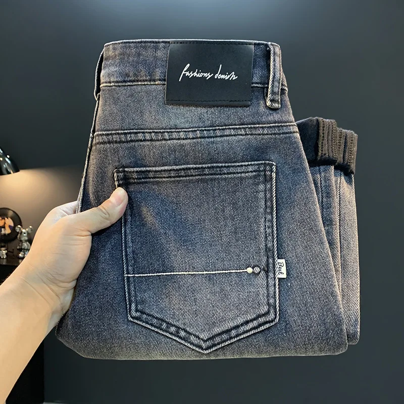 2025 Autumn New High end Smoke Grey Jeans Men's Trendy Brand Elastic Loose Show Thin Straight Tube Long Pants
2025 Autumn New High end Smoke Grey Jeans Men's Trendy Brand Elastic Loose Show Thin Straight Tube Long Pants