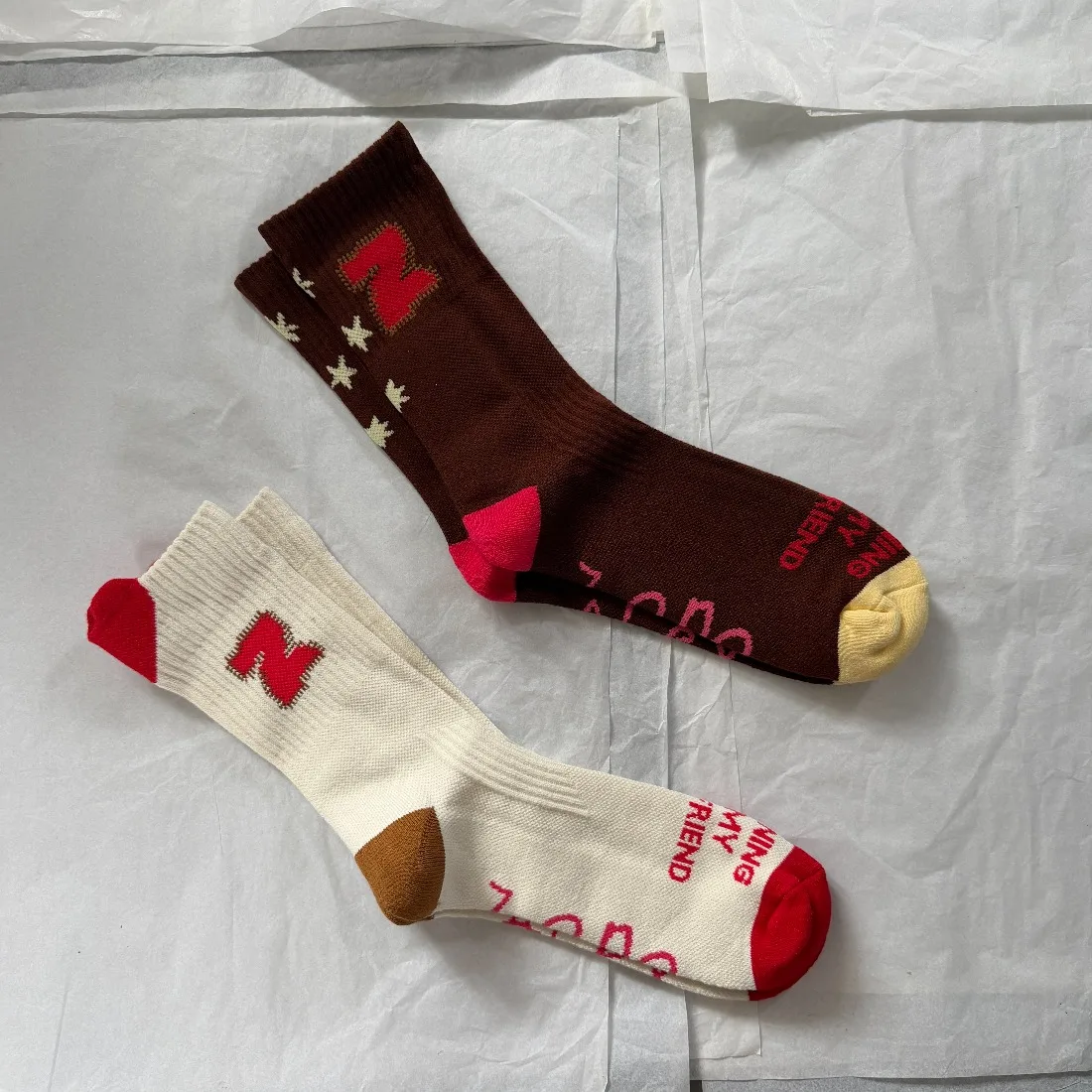 Alex Zono Running Embroidery Jacquard Fun Running Sports Stretch Medium Stockings
Alex Zono Running Embroidery Jacquard Fun Running Sports Stretch Medium Stockings