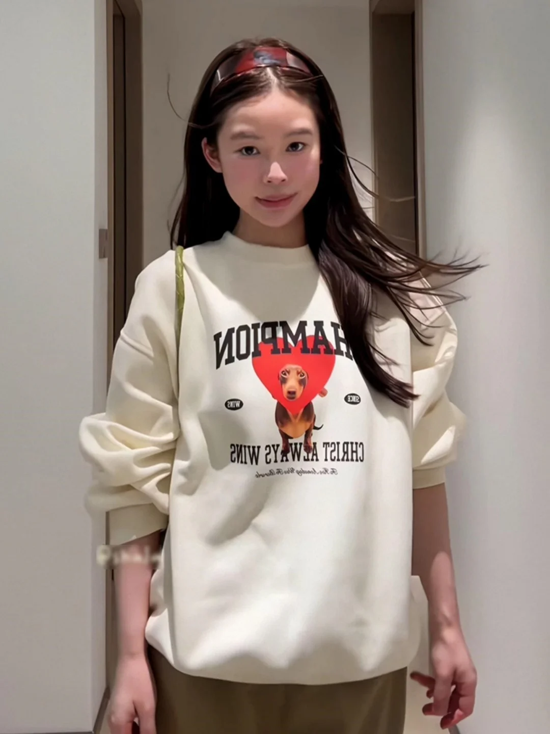 Korean Style Long Sleeve Dog Print Sweatshirt Women's Beautiful round Neck Top Fashionable Autumn Versatile Comfortable Fit
Korean Style Long Sleeve Dog Print Sweatshirt Women's Beautiful round Neck Top Fashionable Autumn Versatile Comfortable Fit