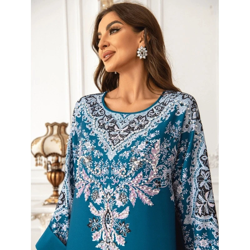 Middle East Saudi Arabia Muslim Luxury Fashion Robe Unique Embroidered Dress Elegant Islamic Women's Clothing Abaya
Middle East Saudi Arabia Muslim Luxury Fashion Robe Unique Embroidered Dress Elegant Islamic Women's Clothing Abaya