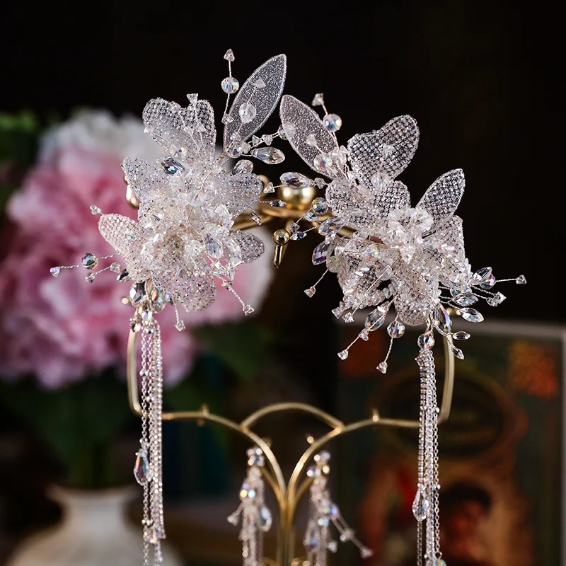 New Bridal Korean Style Super Mori Girl a Pair of Hairclips Headdress Earrings Suit Trip Shoot Lawn Wedding Gown Ornament
New Bridal Korean Style Super Mori Girl a Pair of Hairclips Headdress Earrings Suit Trip Shoot Lawn Wedding Gown Ornament