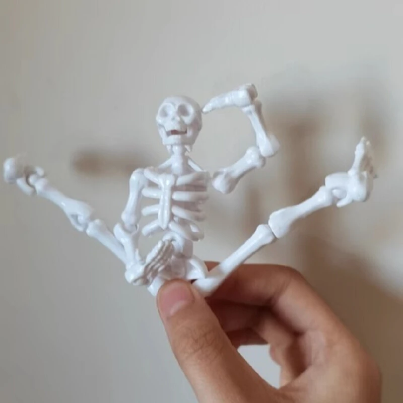 New Skeleton Soldier Lucky 13 Multi Joint Mobile Bone Figure Assembly Model Handmade Pendant Trick Toy
New Skeleton Soldier Lucky 13 Multi Joint Mobile Bone Figure Assembly Model Handmade Pendant Trick Toy