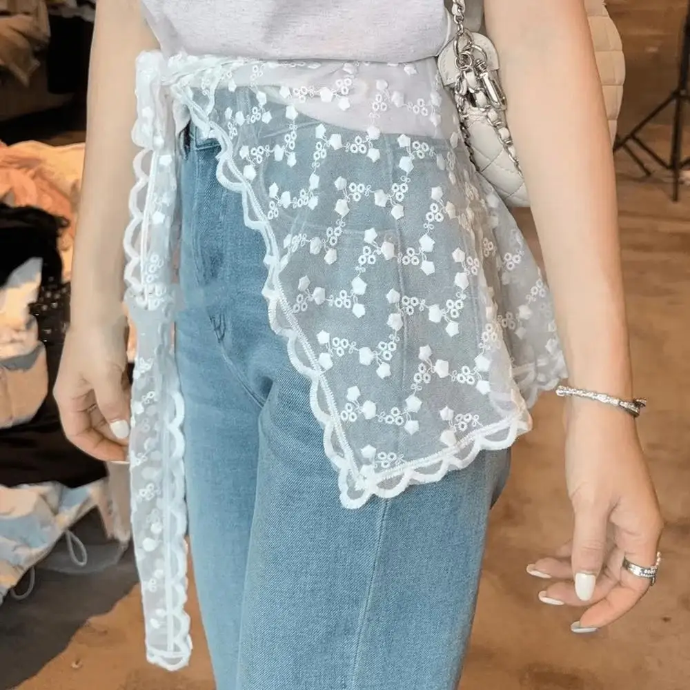 2025 Fashion Korean Lace Shawl Summer Shawl Decorative Fake Collar Women Butt Curtain Skirt Lace Stacked Shirt Detachable Collar
2025 Fashion Korean Lace Shawl Summer Shawl Decorative Fake Collar Women Butt Curtain Skirt Lace Stacked Shirt Detachable Collar