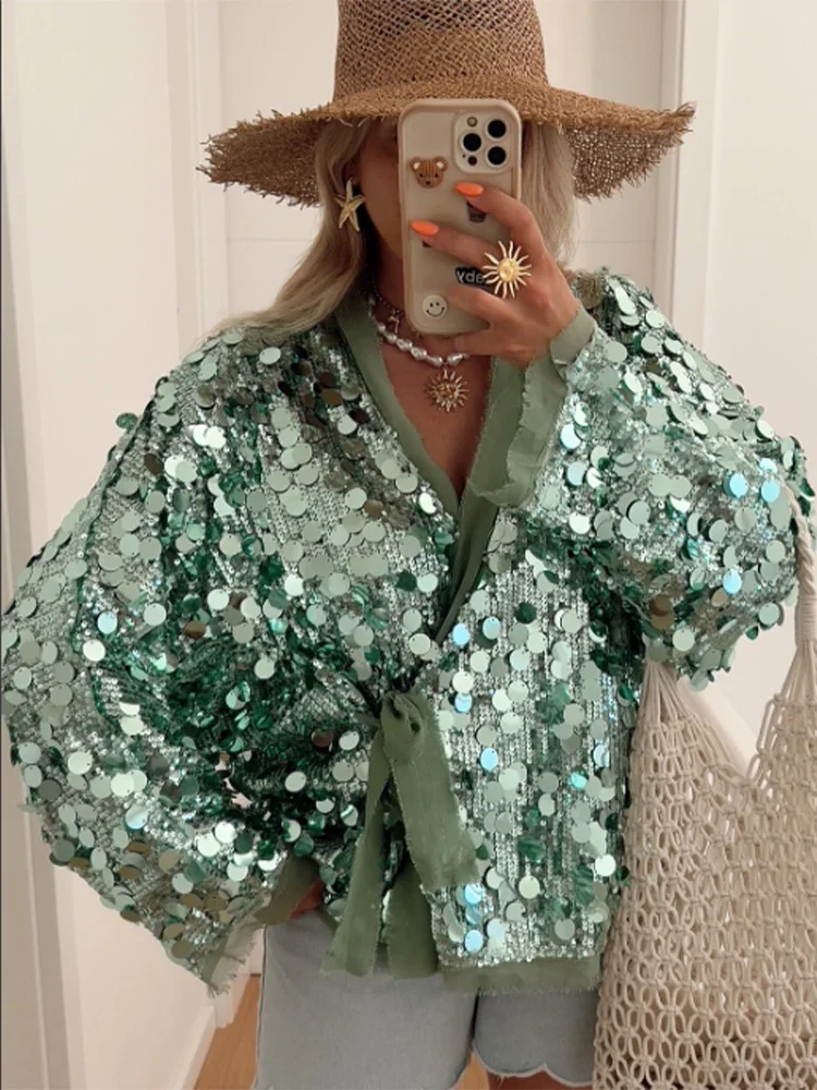 Chic Sequins Long Sleeves Lace Up Woman Short Jacket Casual Solid Color Loose Cropped Coats 2025 New Autumn Female Streetwear
Chic Sequins Long Sleeves Lace Up Woman Short Jacket Casual Solid Color Loose Cropped Coats 2025 New Autumn Female Streetwear