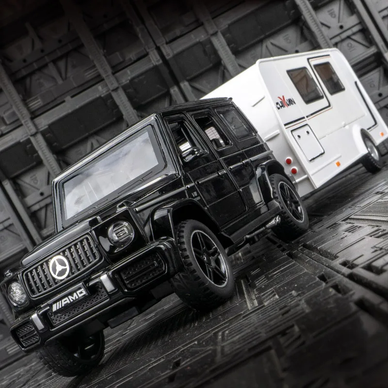 1:32 simulation Mercedes AMG G63 trailer alloy model ornaments acousto-optic door pull-back children's toys
1:32 simulation Mercedes AMG G63 trailer alloy model ornaments acousto-optic door pull-back children's toys
