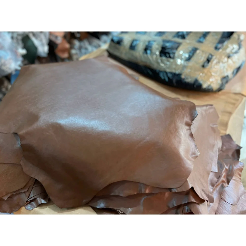 Редкие товары высокого качества! Итальянская натуральная кожа кенгуру Bonaudo для обуви, сумок и поводков для домашних животных 4-5 SF.
Редкие товары высокого качества! Итальянская натуральная кожа кенгуру Bonaudo для обуви, сумок и поводков для домашних животных 4-5 SF.