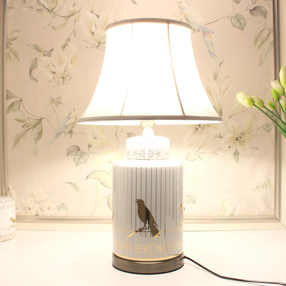 L006 Ceramic Flower Painting Table Lamps Home Decor Study Desk Table Lamp Base
L006 Ceramic Flower Painting Table Lamps Home Decor Study Desk Table Lamp Base