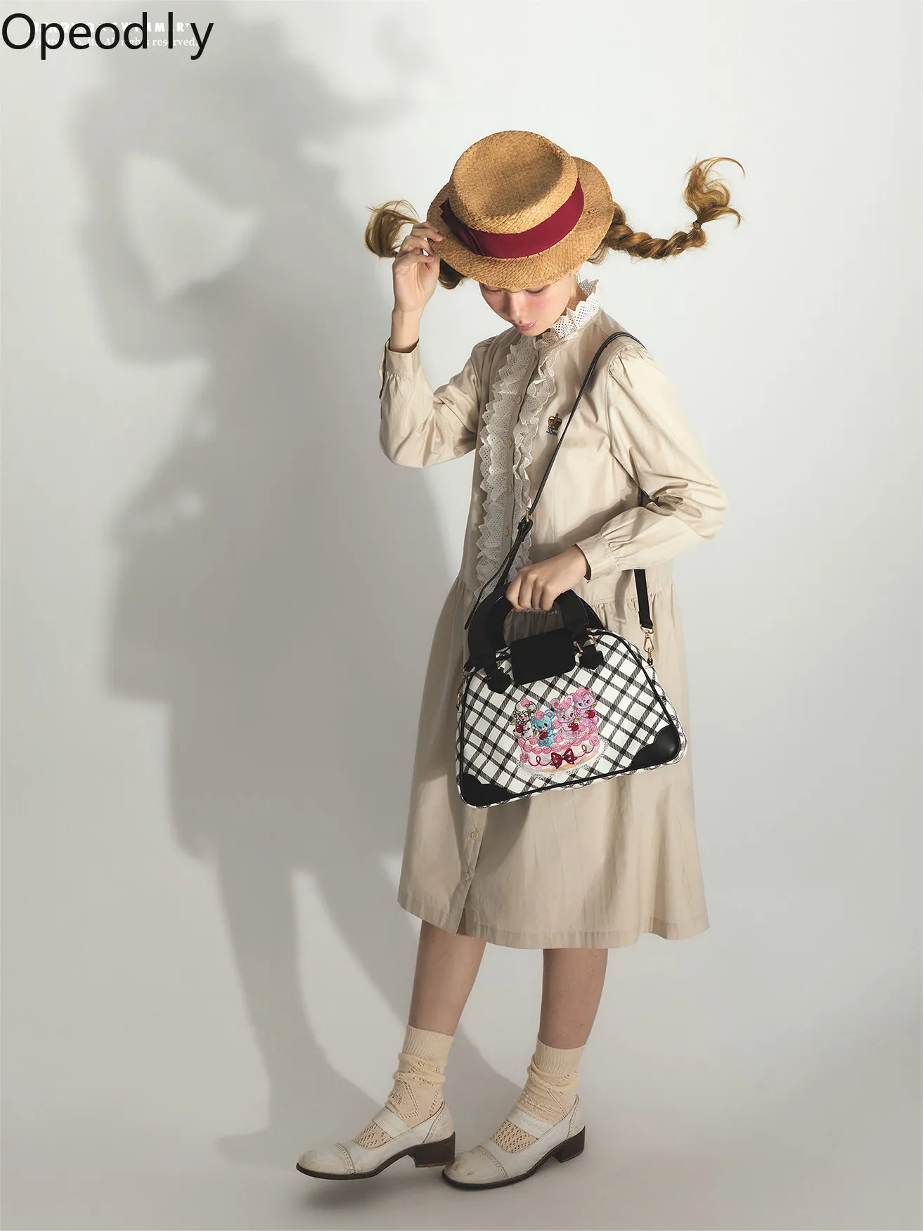 Sweet Little Animal Party Handbag Heavy Industry Embroidery Plaid Printing Wooden Handle Messenger Bag 2026 New
Sweet Little Animal Party Handbag Heavy Industry Embroidery Plaid Printing Wooden Handle Messenger Bag 2026 New
