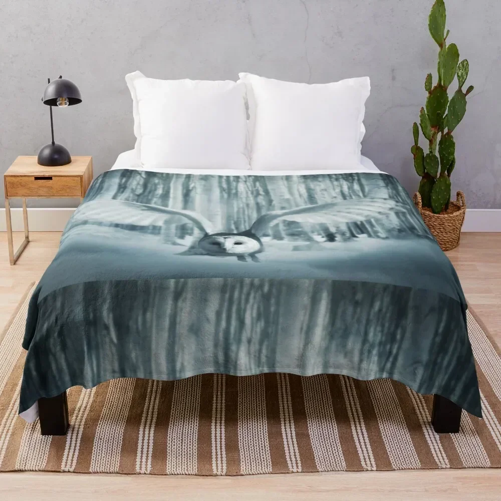 Snowy Owl In Flight Throw Blanket Warm Throw Blanket Gift for Anniversary
Snowy Owl In Flight Throw Blanket Warm Throw Blanket Gift for Anniversary