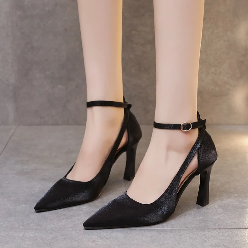 Women's New Shallow Mouth Pointed Straight Buckle Strap Hollow Thin Heel Sandals for Women Sexy Banquet Elegant Heels Sandals
Women's New Shallow Mouth Pointed Straight Buckle Strap Hollow Thin Heel Sandals for Women Sexy Banquet Elegant Heels Sandals