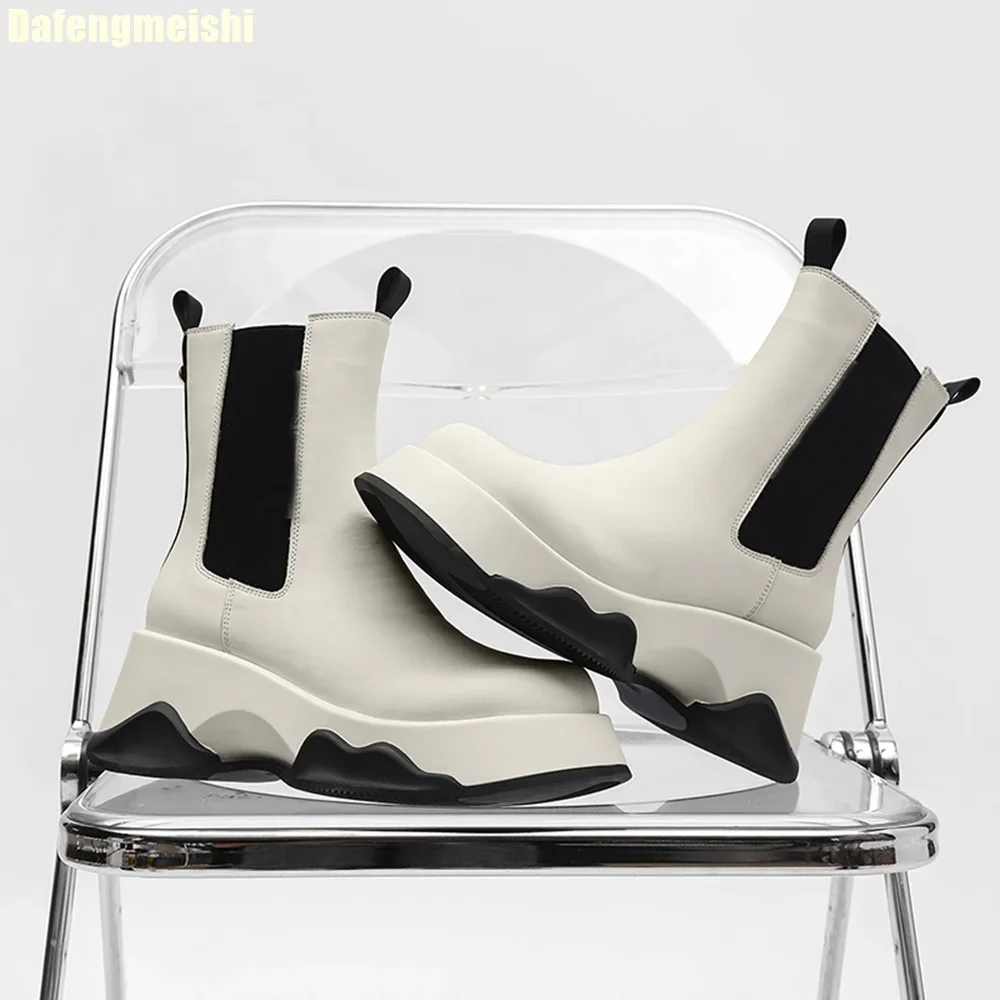 Thick-Soled Chelsea Boots Women 2025 New British Style Short Boots for Women Heightening Lace-Up Mixed Color Knight Boots
Thick-Soled Chelsea Boots Women 2025 New British Style Short Boots for Women Heightening Lace-Up Mixed Color Knight Boots