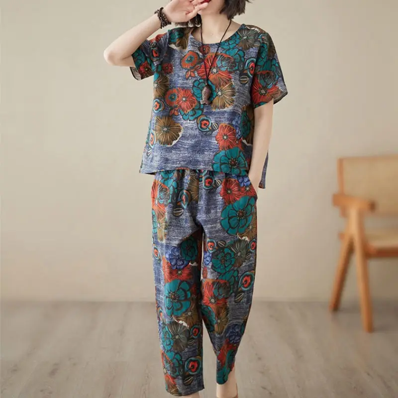 Summer Mom's Large Size Loose Cotton Linen Pants Two Piece Set Print Short Sleeve Top+Cropped Trousers Tracksuit Outfit Z916
Summer Mom's Large Size Loose Cotton Linen Pants Two Piece Set Print Short Sleeve Top+Cropped Trousers Tracksuit Outfit Z916