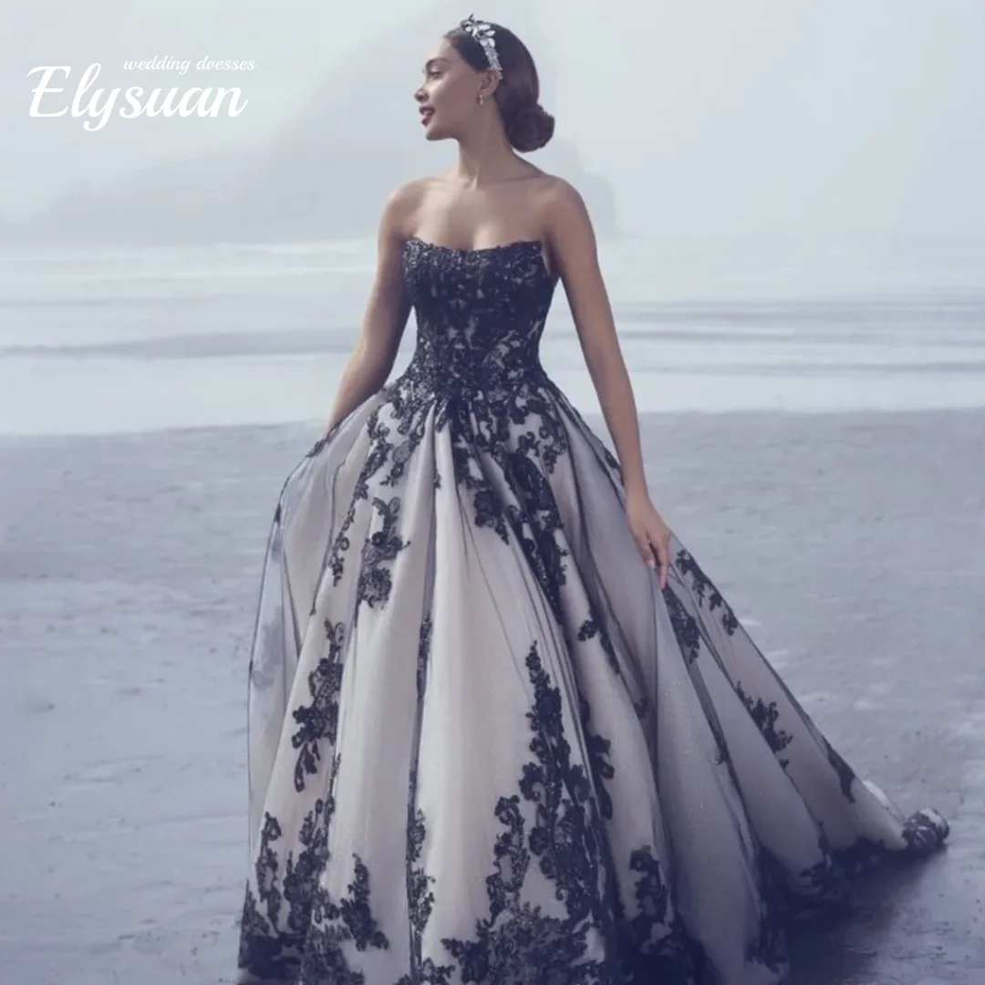 Изысканное свадебное платье А-силуэта с аппликациями и кружевом, без бретелек, с открытой спиной и шлейфом, модель vestidos de novia
Изысканное свадебное платье А-силуэта с аппликациями и кружевом, без бретелек, с открытой спиной и шлейфом, модель vestidos de novia